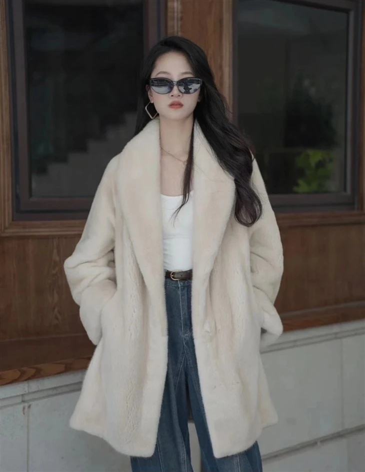 Winter Real Mink Fur Jacket Modern Women Genuine Fur Long Mink Fur Coat Winter Real Mink Fur Jacket Modern Women Genuine Fur Long Mink Fur Coat